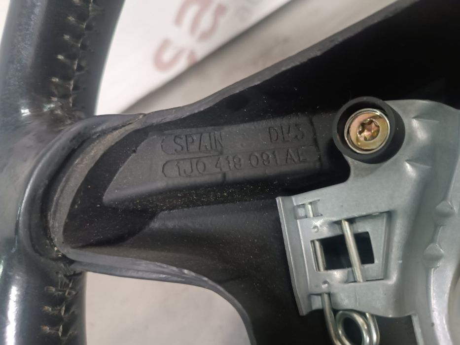Volante de Direção VW BORA I - 1J0418091AE