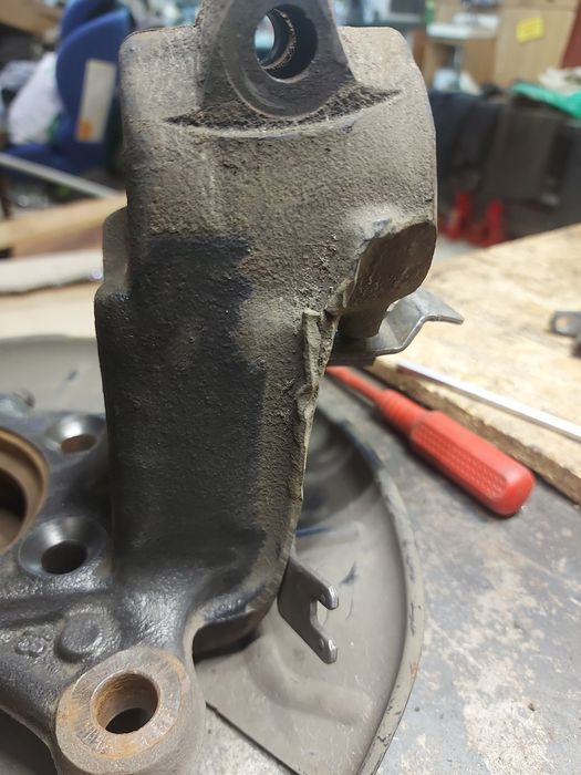 Поворотный кулак vw