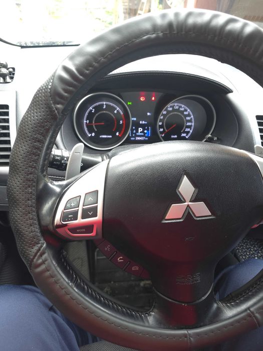 Продам Mitsubischi Oytlender