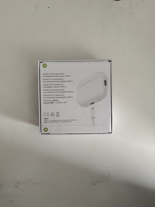 AirPods Pro (2nd generation) fechado