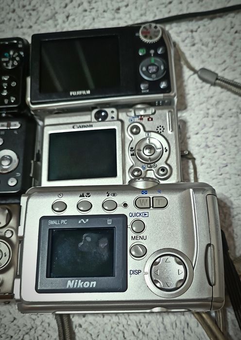 Лот цифровий фотоапарат Canon,Samsung,Pentax,Fujifilm,Lumix,Nikon