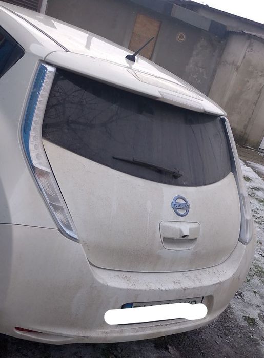 Продам Ниссан Лиф