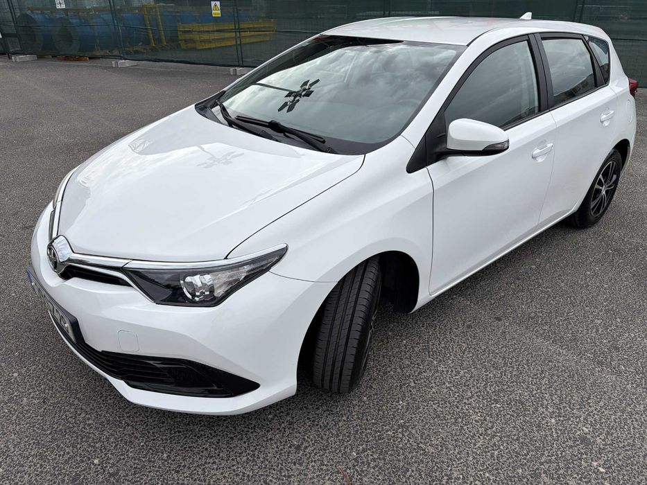 Toyota Auris Diesel 1.4 D-4D Active+AC