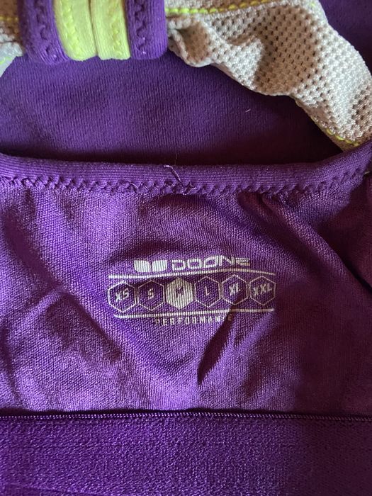 Top de desporto feminino