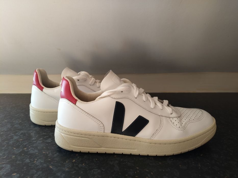 Кожаные кеды Veja оригинал