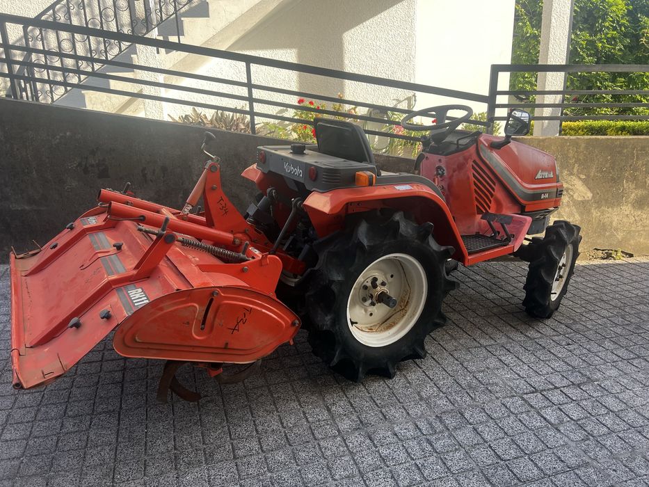 Trator kubota 4x4
