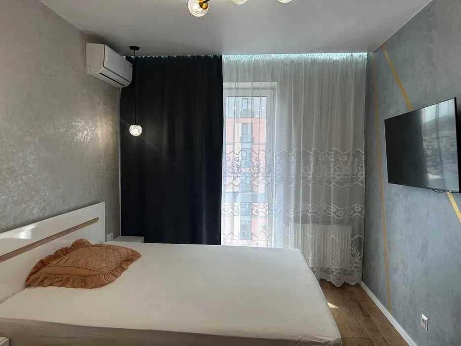 Оренда 1-кім. затишної квартири в ЖК Дрім Таун по вул. Привокзальна