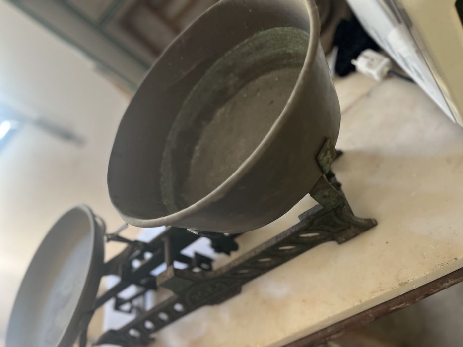 Balança de pesar antiga