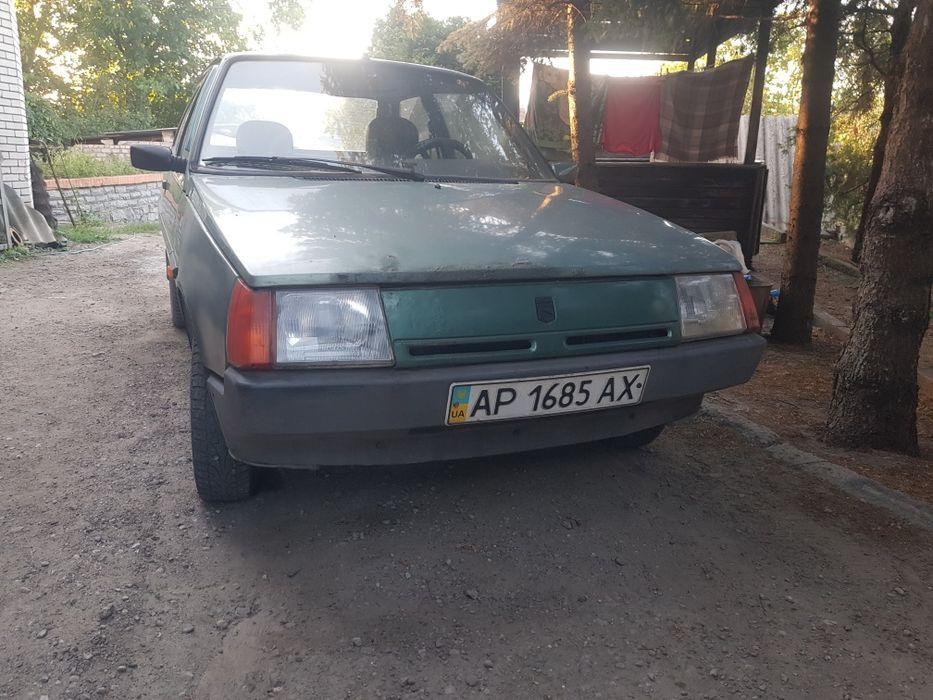 Заз таврия таврия