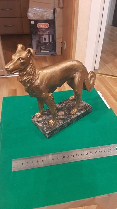 статуэтка фигурка Лошади на лугу собачка собака скульптура