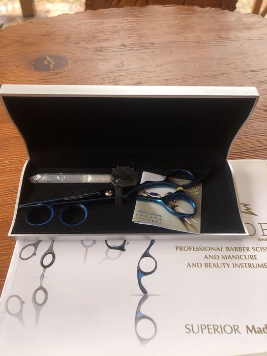 Ножницы профессиональные. Henbor. Серия Futura line. Italy..