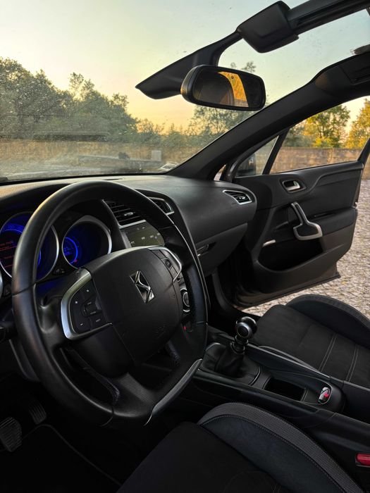 DS 4 Crossback 1.6 Hdi 145Mil c/Garantia
