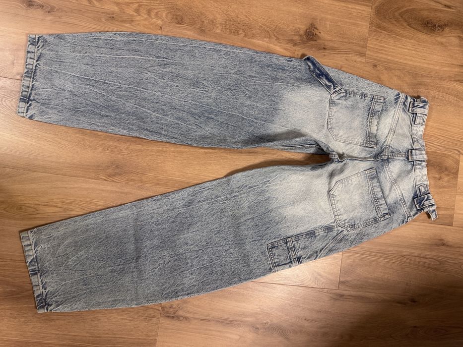 Jeansy Bershka 34