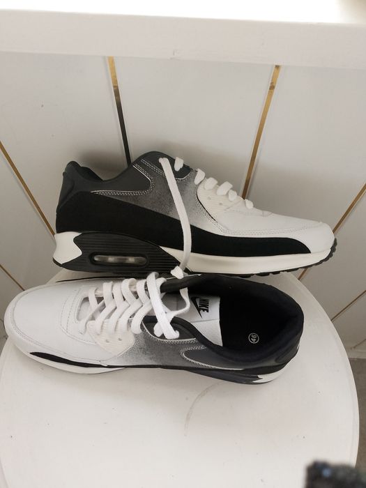 Buty męskie sportowe