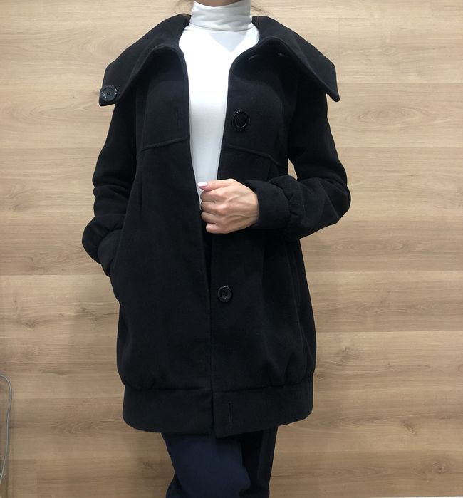Пальто чорне кашемірове