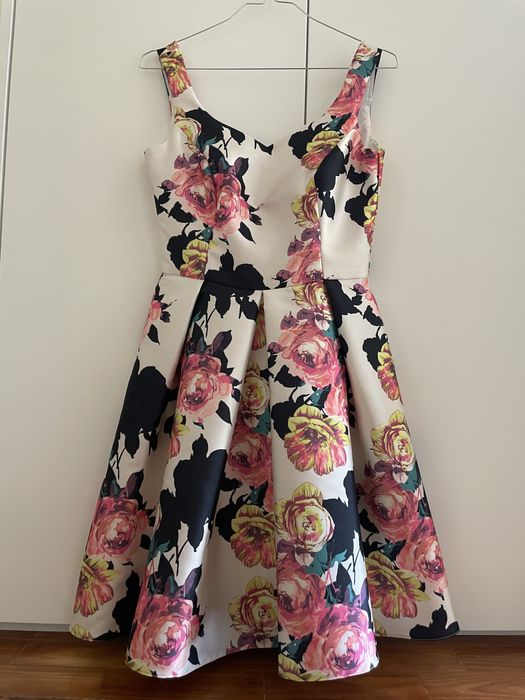 Vestido Cerimonia (tamanho equivale a um S)