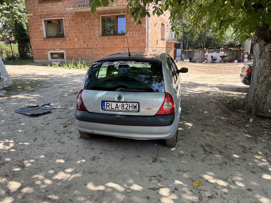 Renault clio 2 2001