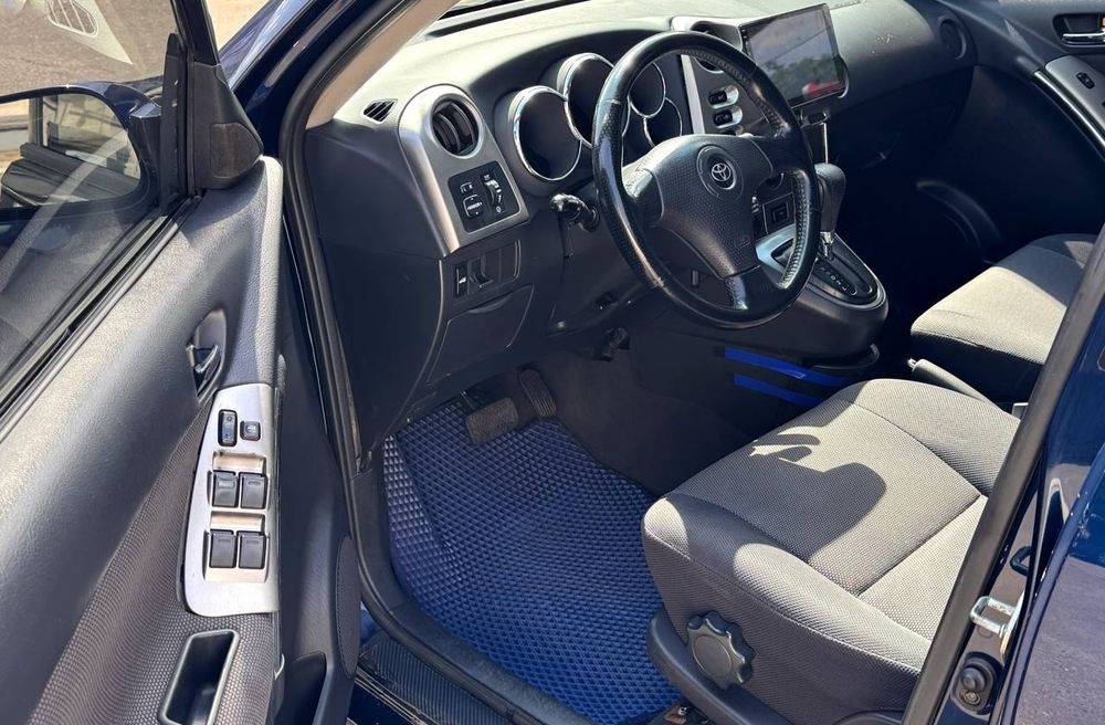 Toyota matrix 2004