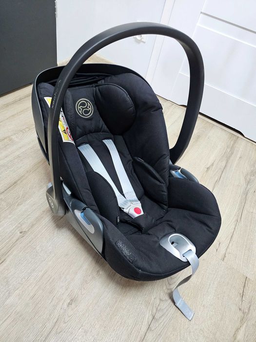 Cybex Cloud Z i-Size + obrotowa baza ISOFIX Cybex