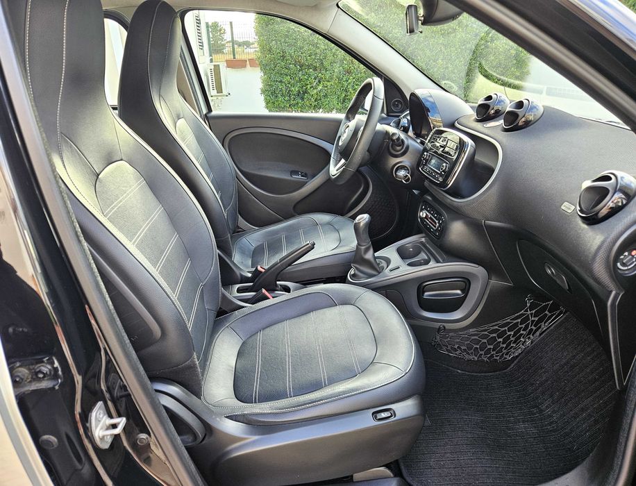 Smart Forfour PRIME 1.0 - 58mil Km - Nacional - Estofos Pele - Excelente Estado