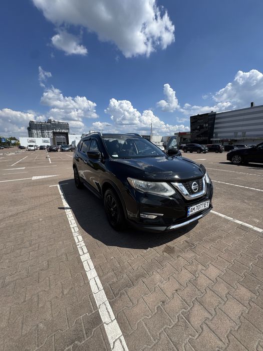 Продам власне авто Nissan Rouge 2017 року