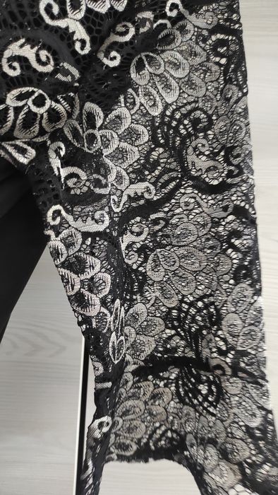 Bluzka XL czarna z koronką
