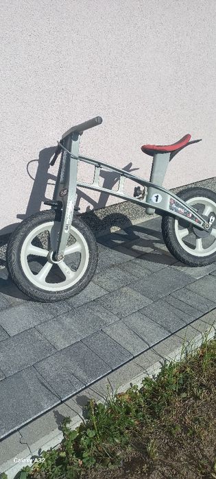 Pierwszy rowerek biegowy