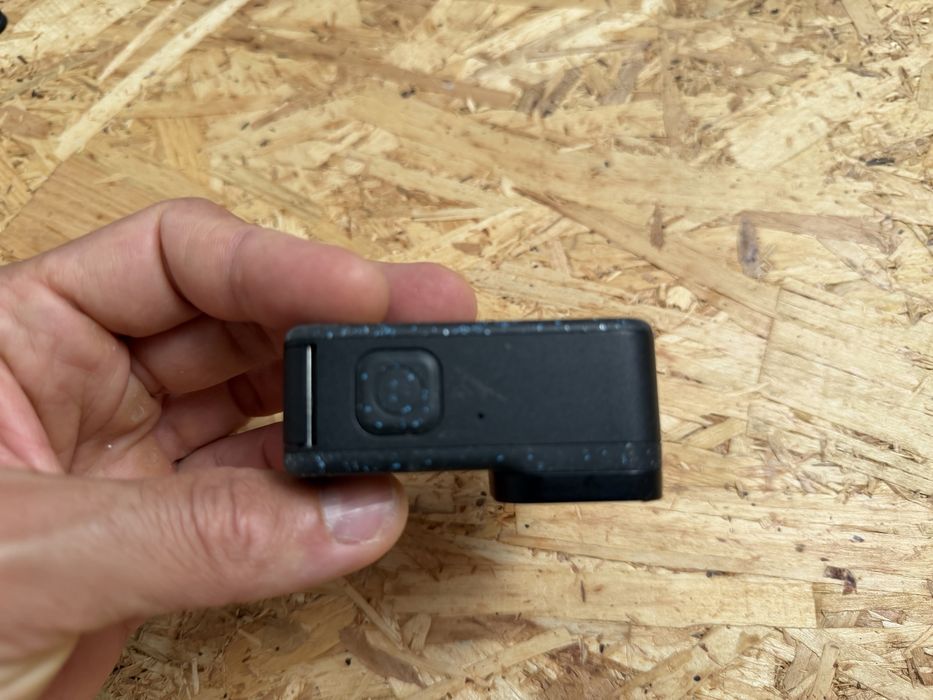 GoPro Hero 12 Black (Avariada / Não liga) – Para Peças ou Reparação