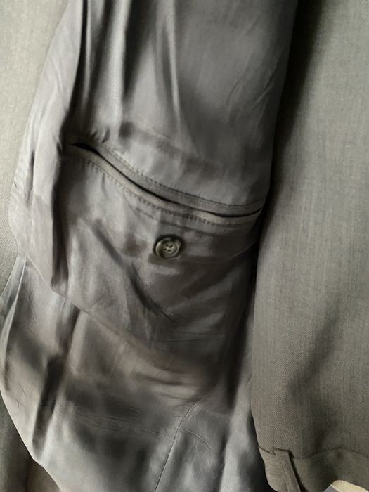 grafitowy garnitur męski