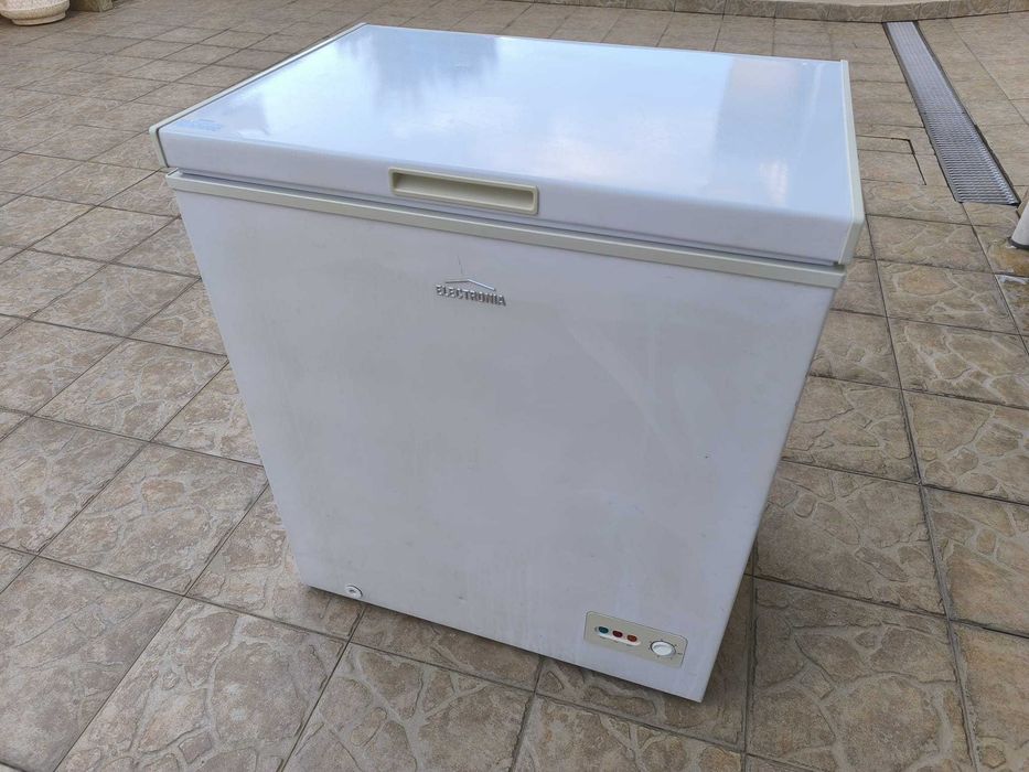 Arca Congeladora Electronia HS-185CN