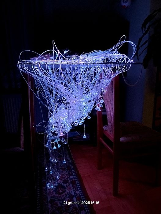 Sprzedam lampę wisząca
