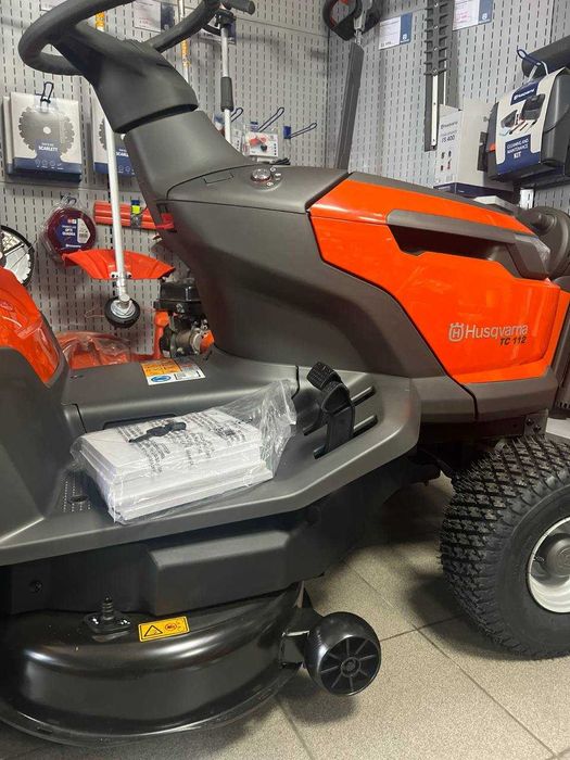 Трактори садові .Husqvarna.  "Доставка додому" -  0 грн. Кредит. Оплата частинами.