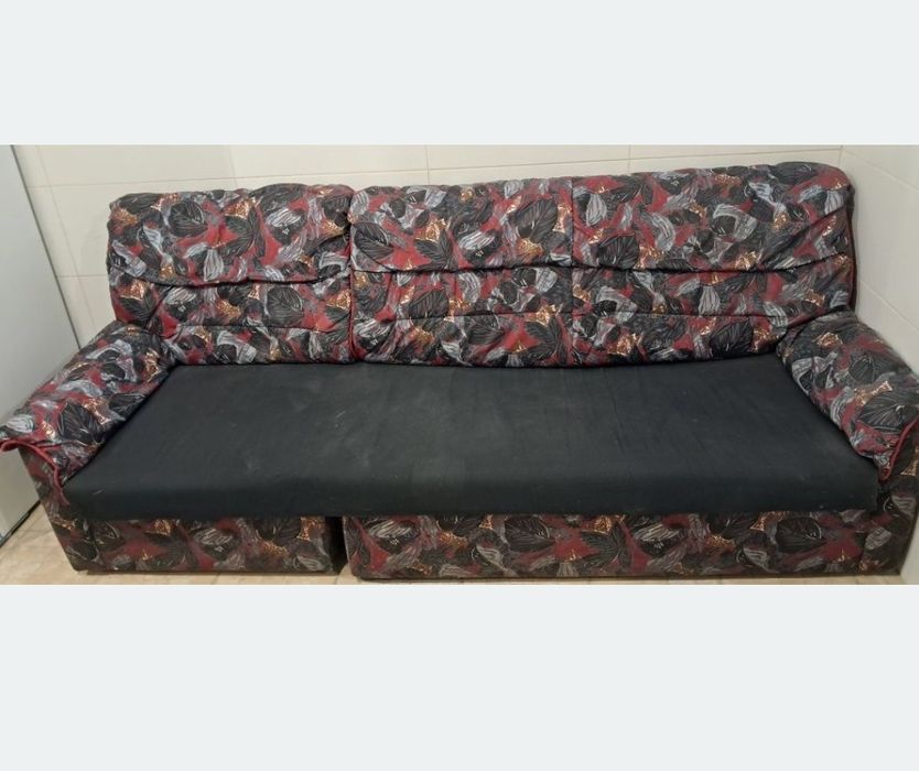 Sofá com cama francesa