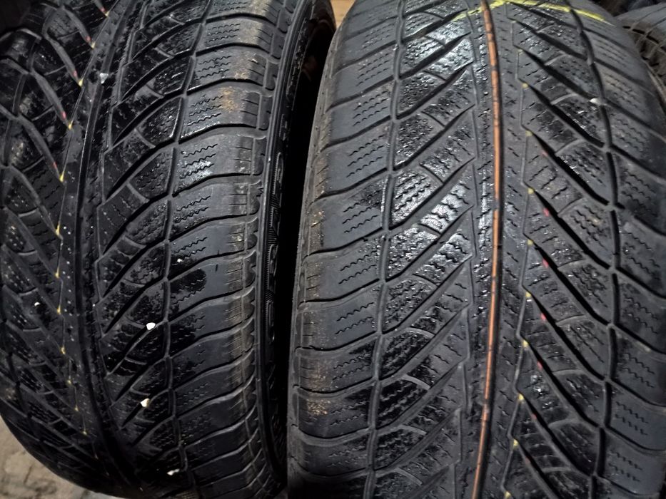 Opony zimowe 255/55/18