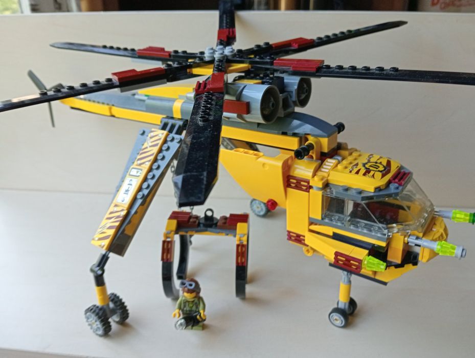 Часть конструктора Lego Dino 5886