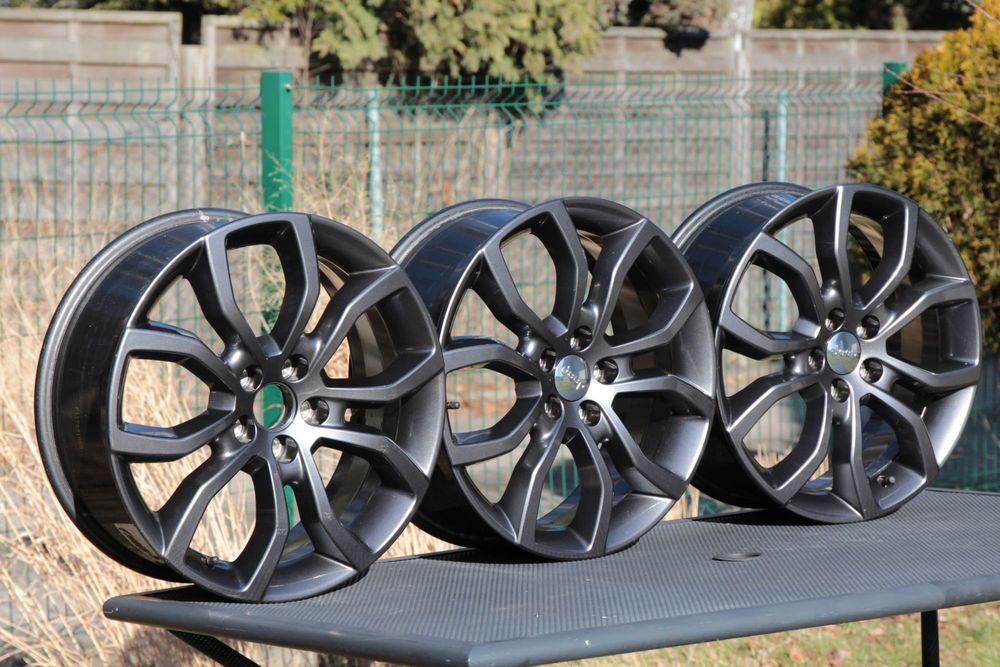 Felgi aluminiowe Jeep 7x18" ET40 5x110mm OE