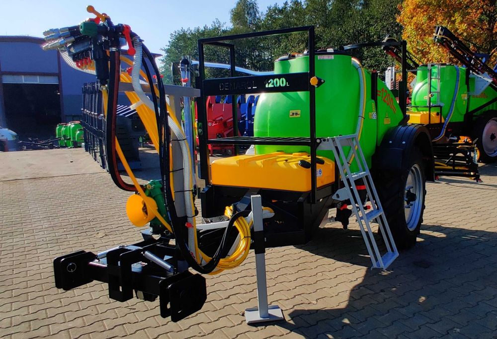 Opryskiwacz ciągany 1200 litrów lanca 12m ciągniony