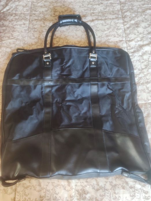 Mala Pierre Balmain nova