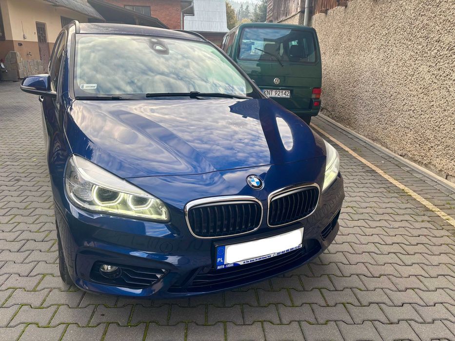 Bmw 218d x-drive 7-mio osobowy