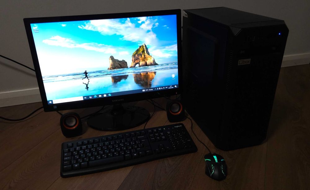 Настільний комп'ютер / ПК / + монітор, клавіатура, мишка, колонки