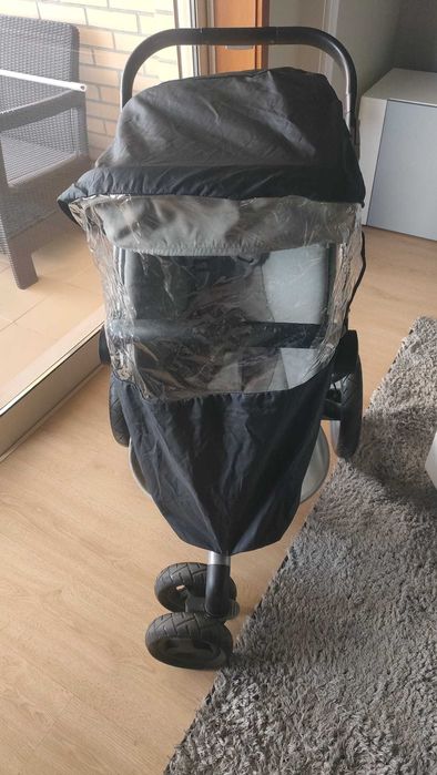 Carrinho de Bebé Quinny + Babycoque Cybex – Excelente Estado