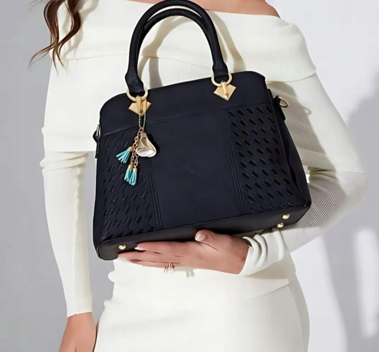 Nowa elegancka czarna torebka