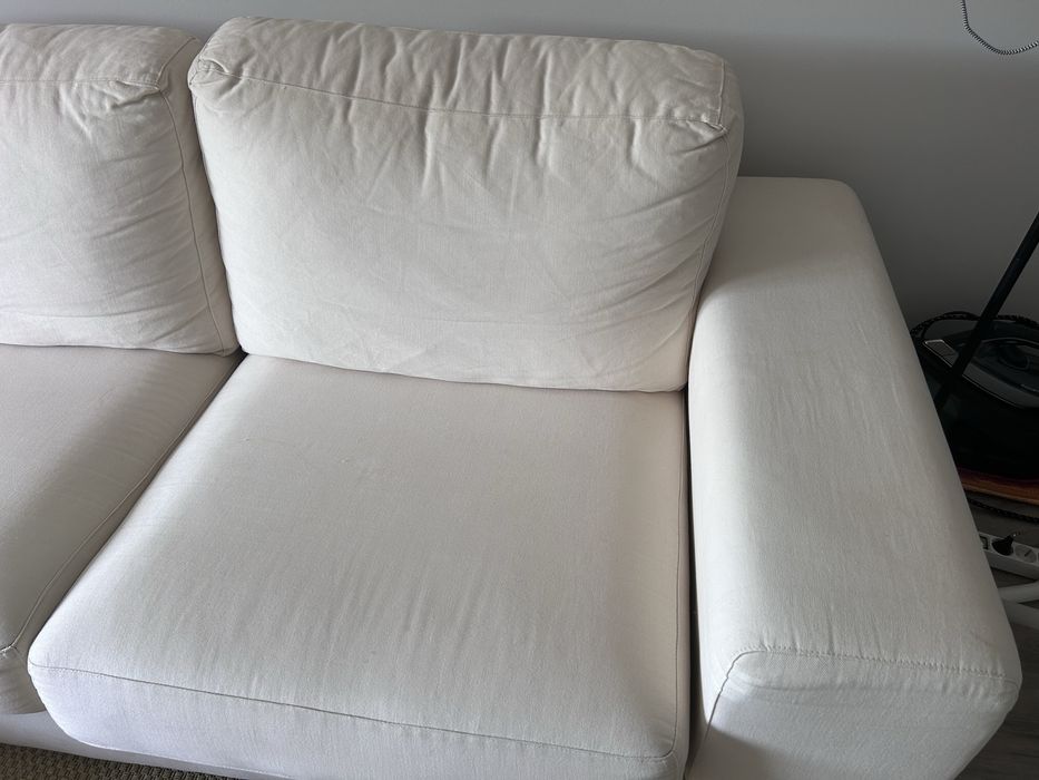 Sofá com chaise long
