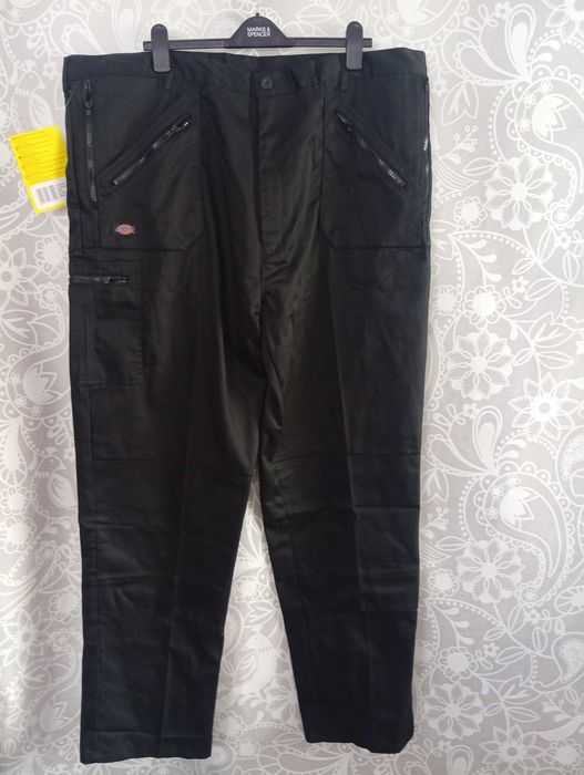 Oryginalne spodnie robocze firmy Dickies