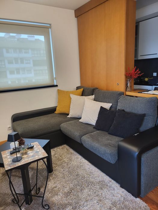 Vendo sofa com chaisse longue