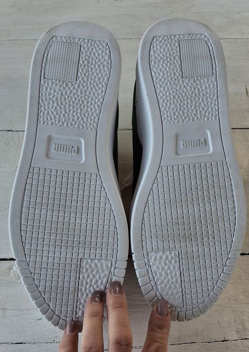 Кросівки Puma (Пума) р.39 білі, нат.шкіра