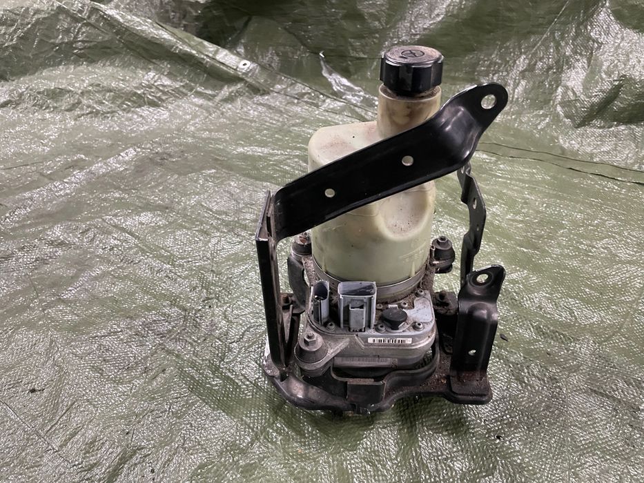 Pompa wspomagania Volvo V50 S40 II