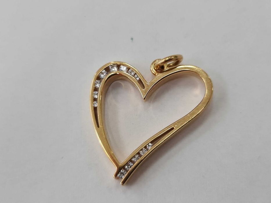 Złoty wisiorek/ Serce/ 6.96 gram/ Duży/ Cyrkonie