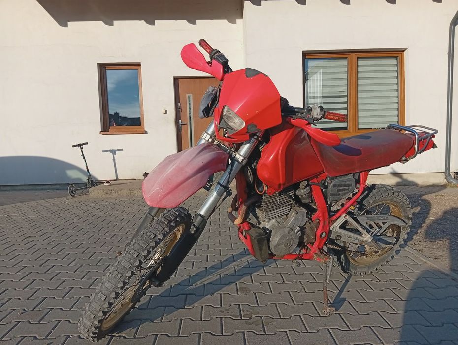 Honda Dominator 650