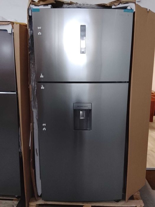 Frigorífico SAMSUNG RT62K711RSL
